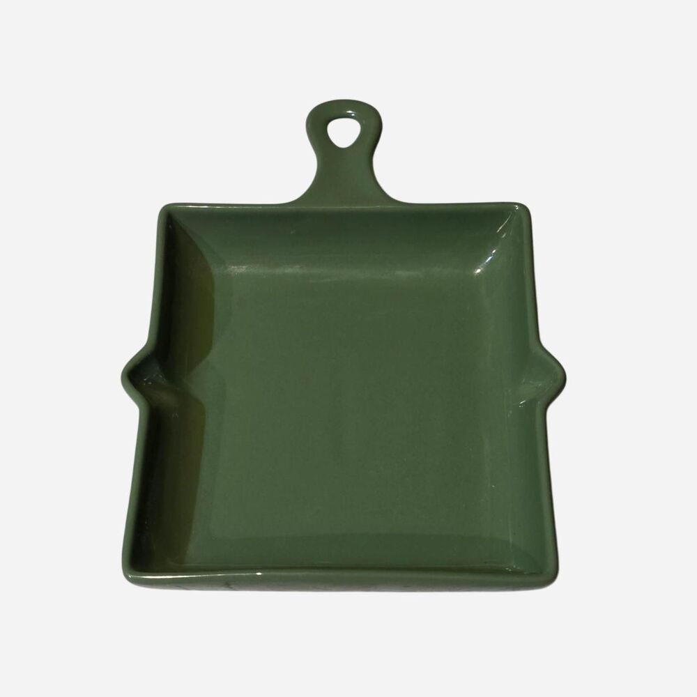 Wilton Green Dinnerware
